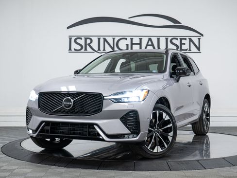 New 2026 Volvo XC60 B5 Plus w/ Protection Package Premier image 25