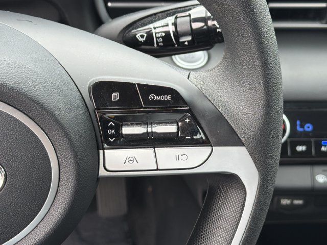 Certified 2023 Hyundai Elantra SEL FWD image 28