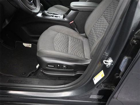 Used 2018 Chevrolet Equinox LT w/ Sun & Infotainment Package image 24