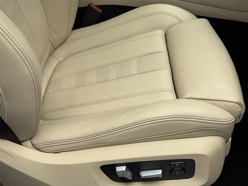 Used 2020 BMW X5 sDrive40i w/ Premium Package image 52