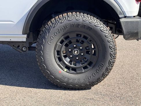 New 2026 Ford Bronco 4-Door w/ Sasquatch Package image 14