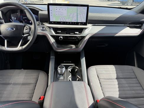 Certified 2025 Ford Explorer ST-Line image 12