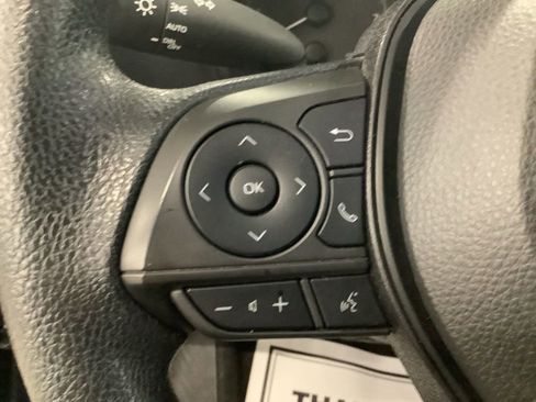 Used 2023 Toyota Corolla LE FWD image 19