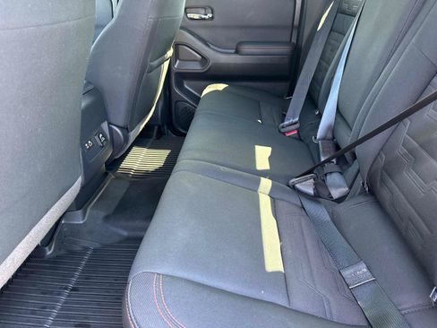 Used 2023 Nissan Frontier PRO-4X w/ Pro Convenience Package AWD/4WD image 13
