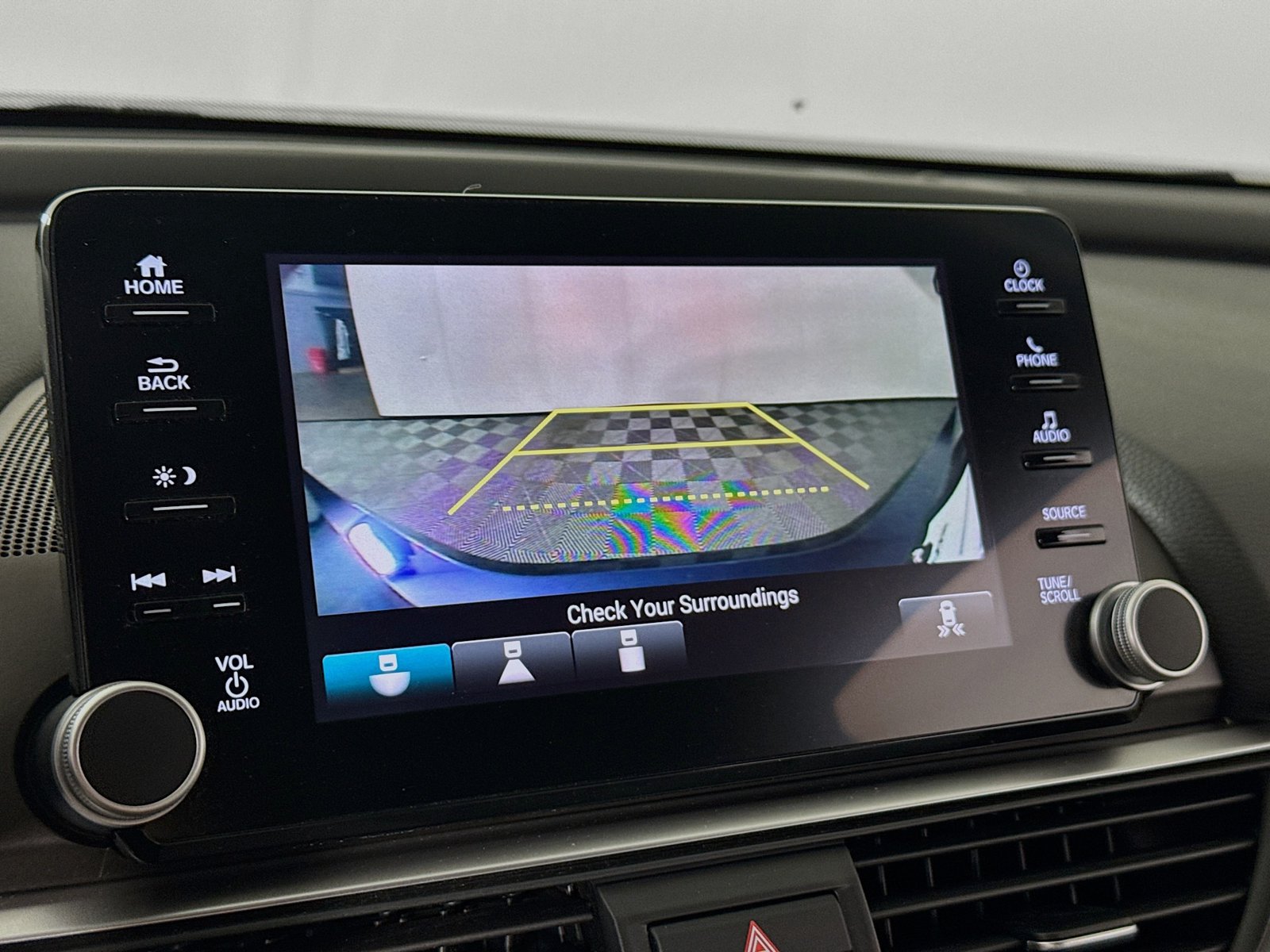 Used 2018 Honda Accord EX image 17