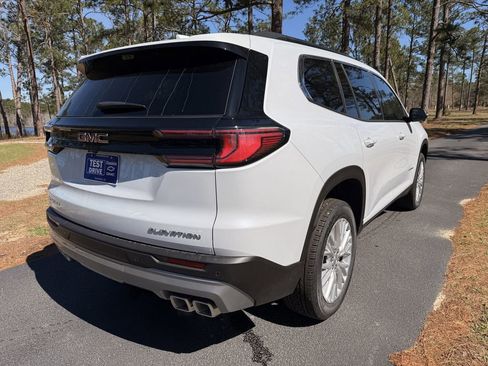 New 2026 GMC Acadia Elevation w/ Elevation Premium Package FWD image 5