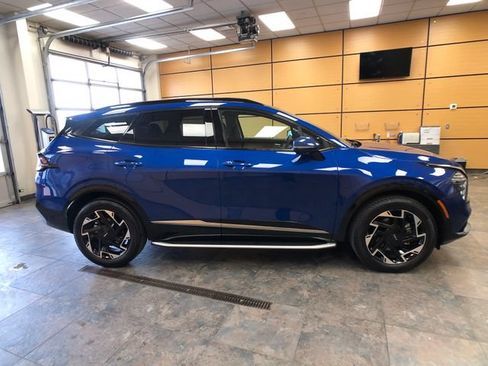 Used 2024 Kia Sportage SX AWD/4WD image 8