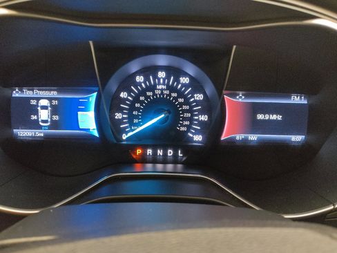 Used 2017 Ford Fusion SE w/ Equipment Group 201A FWD image 23