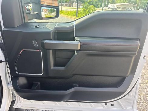 Used 2020 Ford F150 Lariat w/ Equipment Group 502A Luxury AWD/4WD image 14