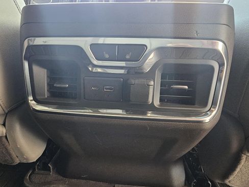 Used 2019 GMC Sierra 1500 SLT w/ SLT Premium Plus Package image 3