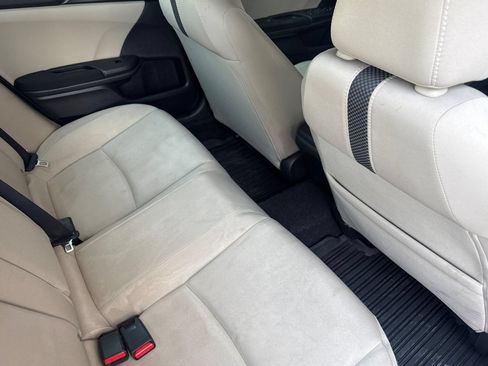 Used 2019 Honda Civic EX image 16