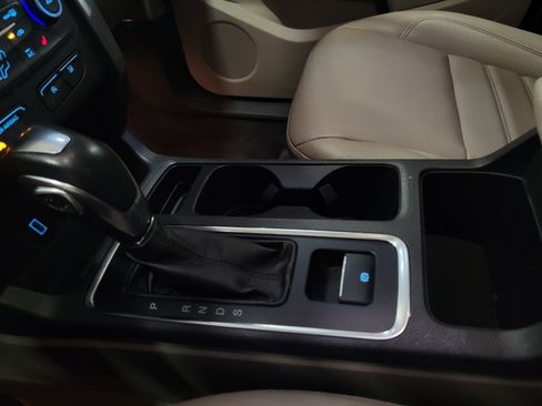 Used 2019 Ford Escape SEL AWD/4WD image 26