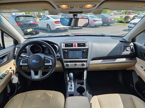 Used 2017 Subaru Outback 2.5i Limited AWD/4WD image 19