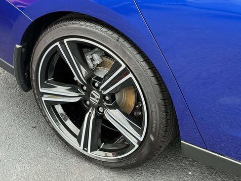 Used 2025 Honda Accord Sport image 5