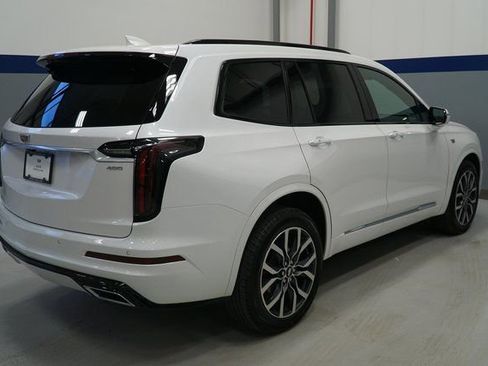 New 2025 Cadillac XT6 Sport image 6