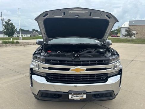 Used 2022 Chevrolet Silverado 1500 LT w/ Safety Package AWD/4WD image 43