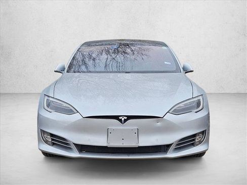 Used 2018 Tesla Model S 75D image 2