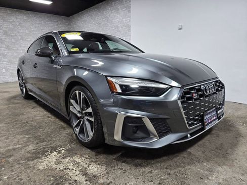 Used 2022 Audi S5 Prestige w/ Prestige Package image 4