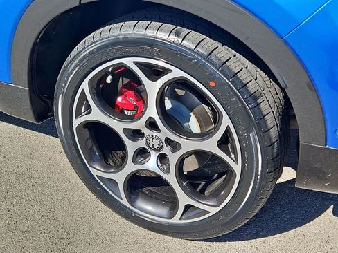 Used 2024 Alfa Romeo Tonale Veloce image 14