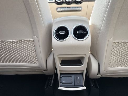 New 2026 Mercedes-Benz GLB 250 4MATIC image 19