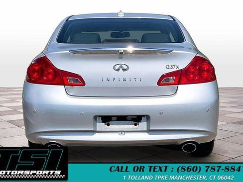 Used 2013 INFINITI G37 x Sedan w/ Premium Pkg AWD/4WD image 4