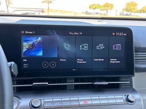 Used 2025 Hyundai Kona SEL image 19