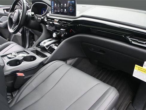 Certified 2026 Acura MDX SH-AWD image 18