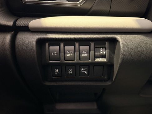 Used 2022 Subaru Forester Limited image 24