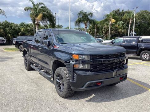 Used 2020 Chevrolet Silverado 1500 Custom Trail Boss w/ Custom Convenience Package AWD/4WD image 3