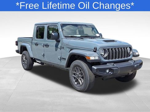 New 2025 Jeep Gladiator Sport image 1