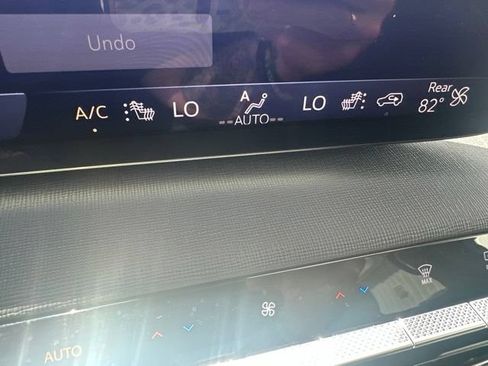 Used 2025 Buick Enclave Sport Touring FWD image 30