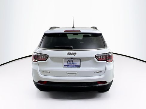 Used 2022 Jeep Compass Latitude w/ Sun and Sound Group AWD/4WD image 6