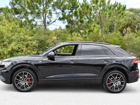 Used 2020 Audi Q8 Premium Plus w/ Premium Plus Package AWD/4WD image 28