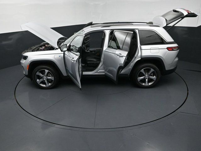 Used 2023 Jeep Grand Cherokee 4WD 4xe image 27