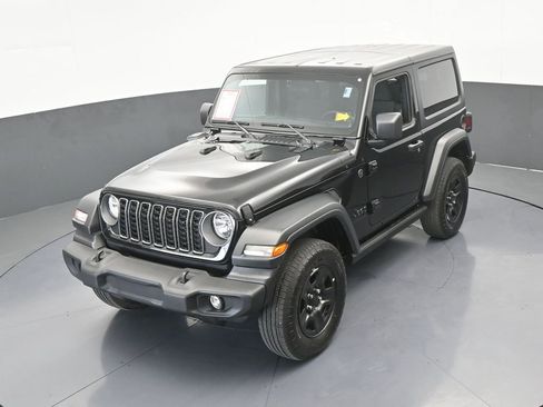 Used 2025 Jeep Wrangler Sport image 41
