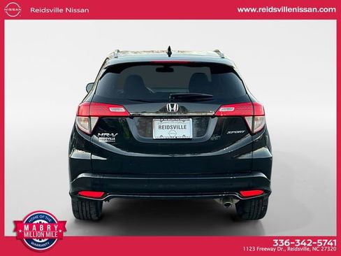 Used 2022 Honda HR-V Sport image 5