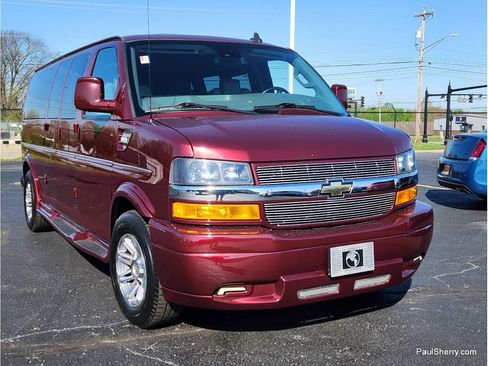 Used 2021 Chevrolet Express 3500 LS w/ Chrome Appearance Package RWD image 11
