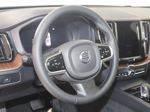 Used 2023 Volvo XC60 B5 Plus w/ Climate Package image 6