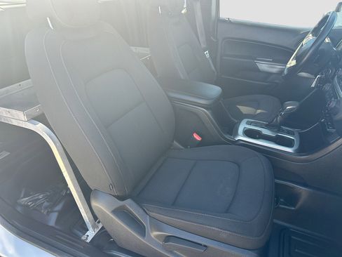 Used 2022 Chevrolet Colorado LT w/ Fleet Safety Package image 26