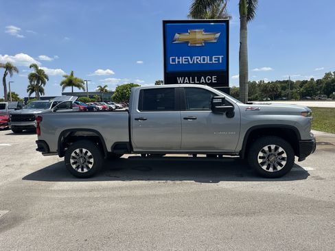 New 2026 Chevrolet Silverado 2500 Custom w/ Custom Value Package AWD/4WD image 5