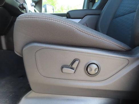 New 2026 RAM 1500 Big Horn AWD/4WD image 9