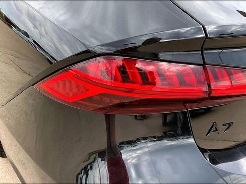 Used 2022 Audi A7 3.0T Prestige w/ Luxury Package AWD/4WD image 32