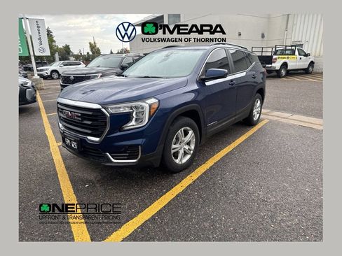 Used 2022 GMC Terrain SLE w/ Driver Convenience Package AWD/4WD image 1