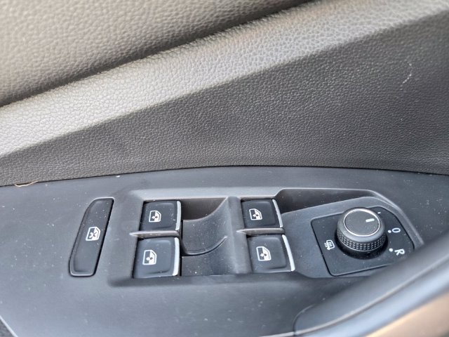 Used 2025 Volkswagen Jetta S FWD image 34