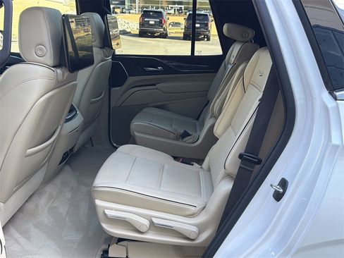 Used 2021 Cadillac Escalade Premium Luxury w/ Driver Assist Tech Package image 21