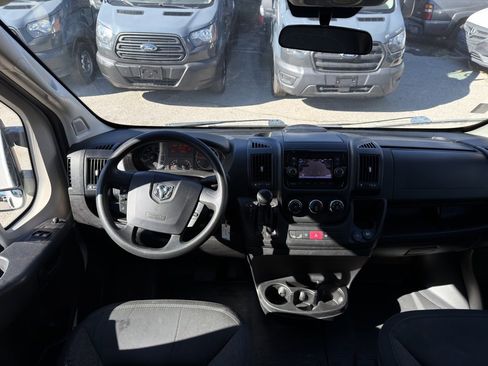 Used 2021 RAM ProMaster 2500 image 32