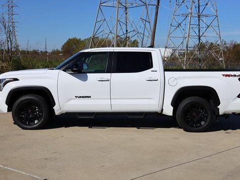 New 2026 Toyota Tundra 4x4 CrewMax image 5