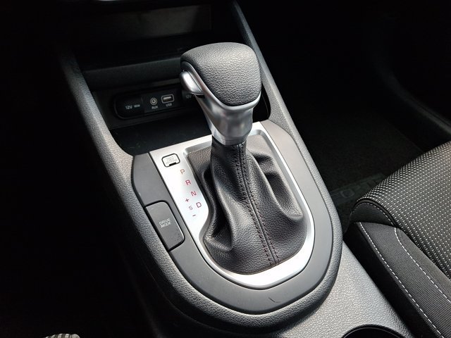 Used 2019 Kia Forte LXS FWD image 18