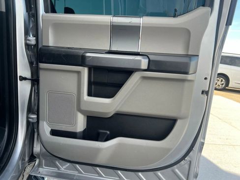 Used 2020 Ford F150 XLT w/ Equipment Group 302A Luxury image 16