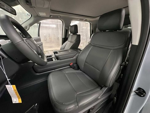 New 2026 Ford Expedition Active AWD/4WD image 23